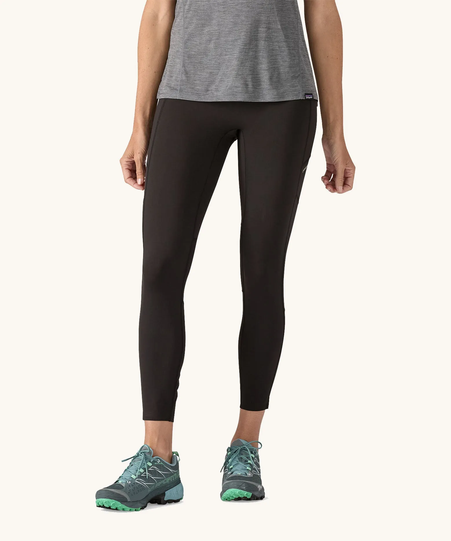 Patagonia Women's Endless Run 7/8 Tights - Black