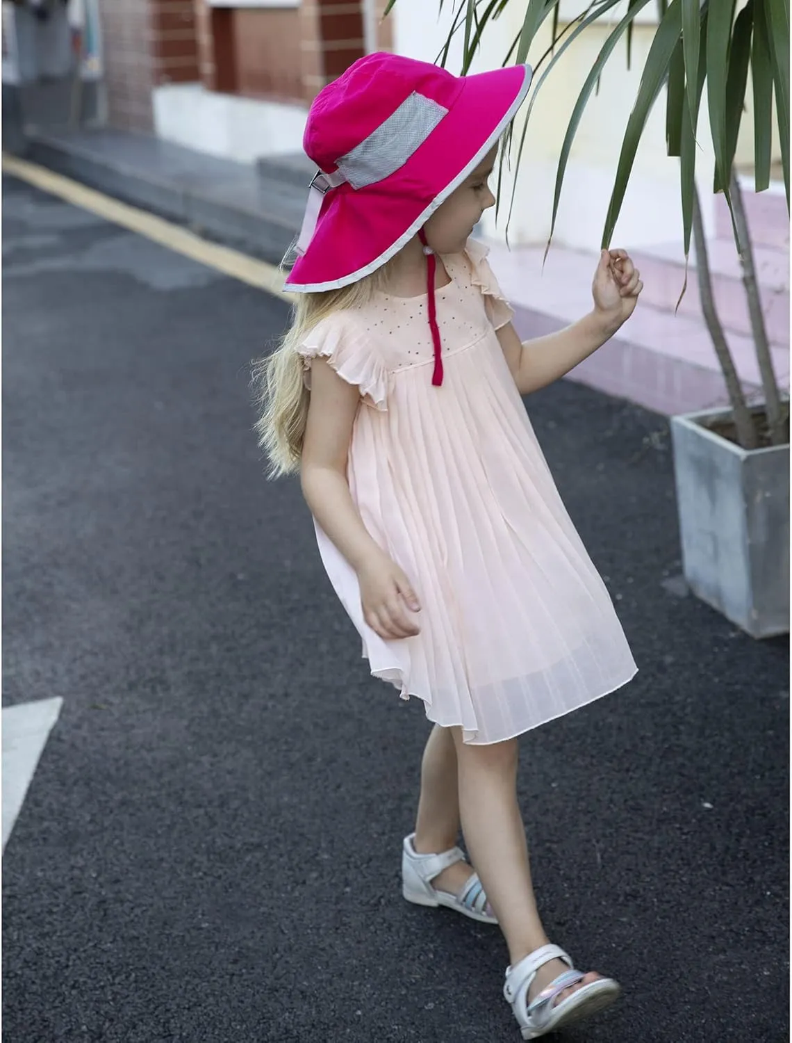 Sun Protection UPF 50  Kids Wide Brim Neck Flap Adjustable Safari Sun Hat
